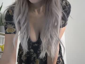 latina cam girl english_rose__ image #1900553