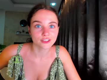 latina cam girl demurelixir image #2684800