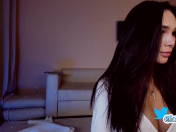 latina cam girl hollyextra image #2098969