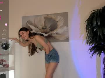 latina cam girl elviachaplin image #4188354