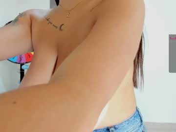 latina cam girl missniley image #1637276