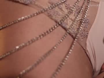 latina cam girl tifalock_ image #2601318