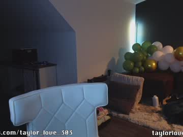 latina cam girl taylor_love_303 image #3011825