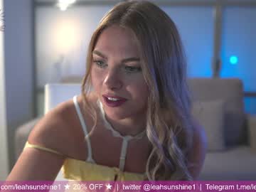 latina cam girl leahsunshine image #3270885