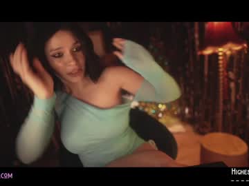 latina cam girl lucieoude_ image #502698
