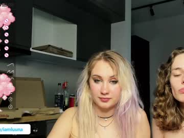 latina cam girl mxxnsxsul image #1830352
