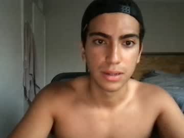 julianisshy latina cam