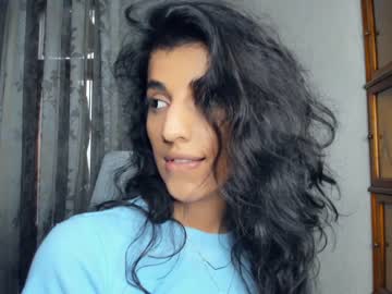 latina cam girl suzannedavise image #3728967
