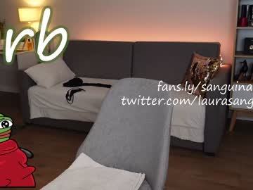 latina cam girl laura_sanguinar image #3615774