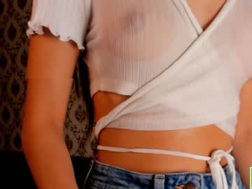 latina cam girl amandamedrano image #2017436
