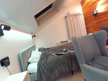 latina cam girl ehotlovea image #3835451