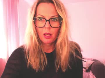 esmimilf latina cam