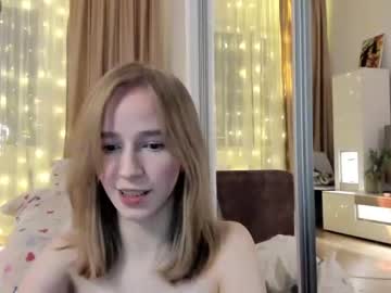 happiness_s latina cam