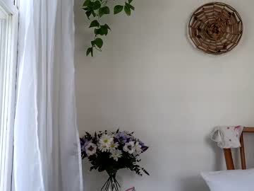 latina cam girl littlegreekflower image #3410014