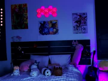 latina cam girl madnessalise image #3883537