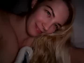 latina cam girl mariah95 image #532662