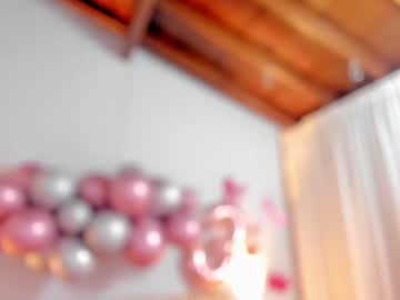 latina cam girl little_effy18 image #3266279