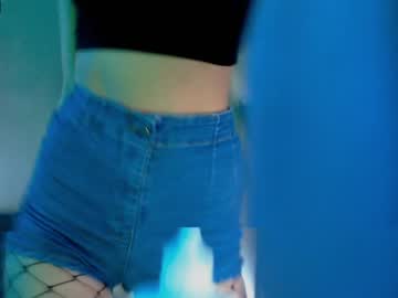 latina cam girl juliabeng1 image #1972633