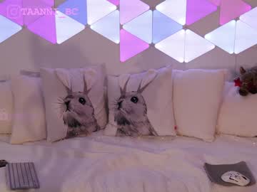 latina cam girl taanni_bc image #3790693