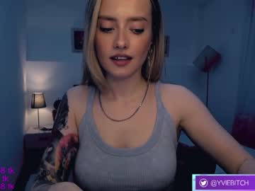 latina cam girl _yvie_ image #2979165