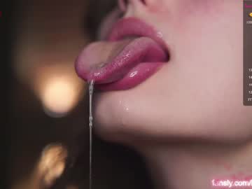 latina cam girl hoolybunny image #2327675