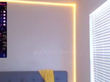 latina cam girl petitebrat image #1835562