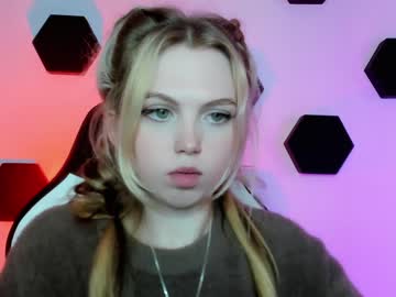 latina cam girl small_blondee image #2624996