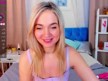latina cam girl lynn_sparkss image #2457763