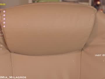 latina cam girl mia_milagros image #2352835