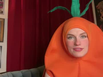 latina cam girl bigredcarrott image #3277656