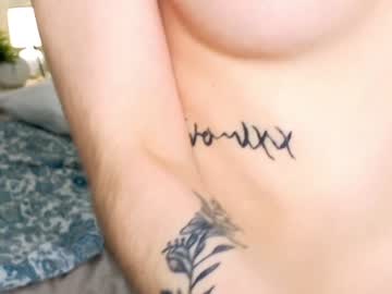 latina cam girl holly_pollie image #4684452