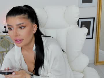 latina cam girl moniqueeass image #4443150