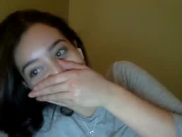 latina cam girl cherrychapsticc image #3919290