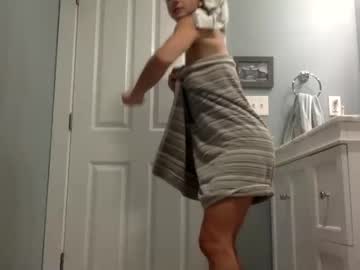 latina cam girl longjawnny image #1660716