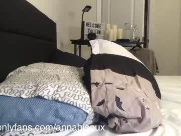 latina cam girl annabisoux image #4220504
