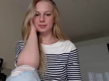 latina cam girl magic_couple13 image #1963359