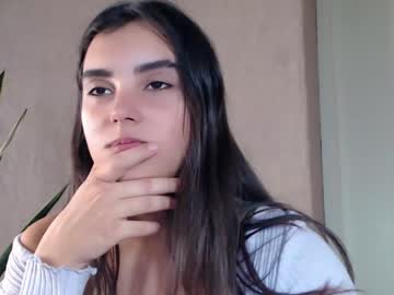 latina cam girl nika_la image #1790853