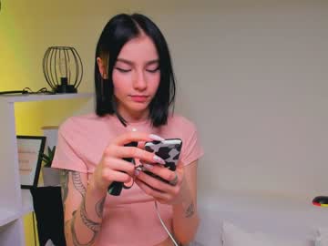 latina cam girl gabbi_i image #285341