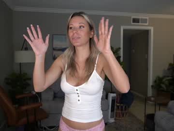latina cam girl texas_blonde image #1123053