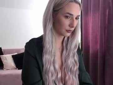 latina cam girl allayah image #1809619