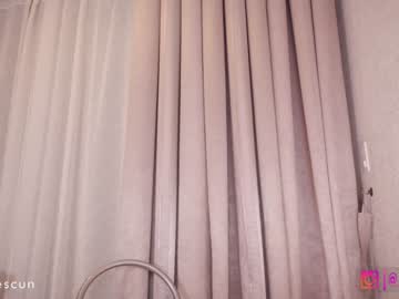 latina cam girl _lasuescun image #3741170