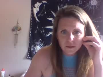 latina cam girl naughtyymarie420 image #3089819