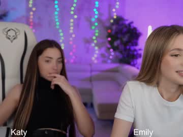 latina cam girl kira0541 image #4464045