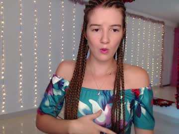 latina cam girl cutenataly image #56768