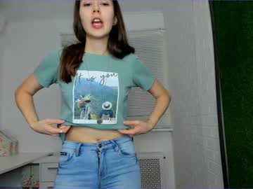 latina cam girl carolineprise image #475475