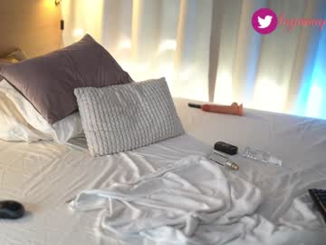 latina cam girl layanaqueen image #4415112