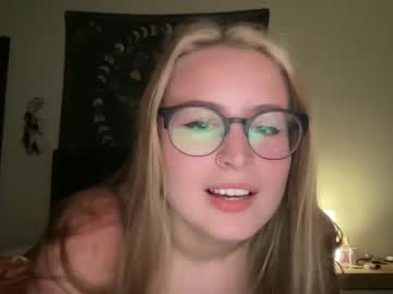 latina cam girl sarahmartin420 image #3130065