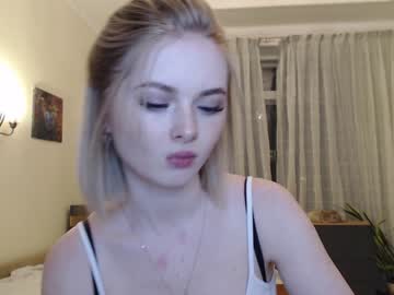 latina cam girl yvaine777 image #735209