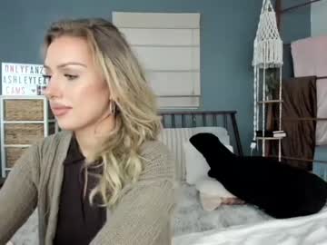 latina cam girl sexyashley_21 image #2520683