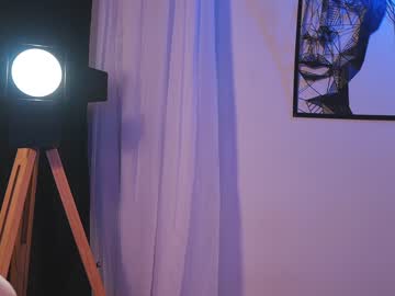 latina cam girl lucie_beltran image #4587324